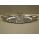 A silver single bottle inkstand London 1904/05, 26cm long, stand weight approx 5.8 troy oz all in