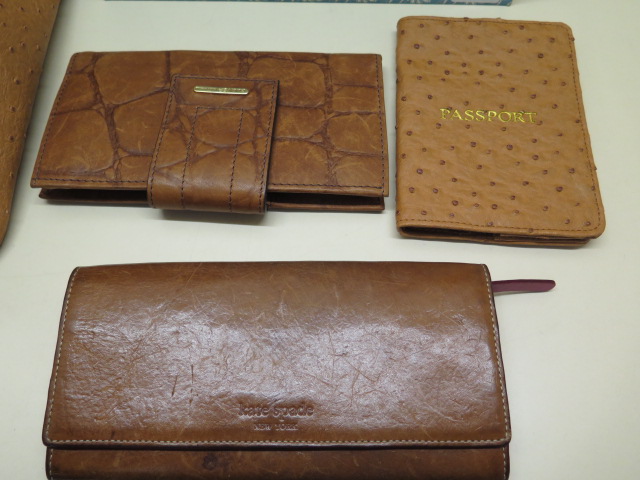 An Estee Lauder 'Great Face box' and Estee Lauder ostrich slim toiletry bag, 28cm wide,, a - Image 3 of 6