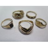 Five 9ct gold rings, sizes J to Q, approx 11.8 grams, some signs of wear but generally good