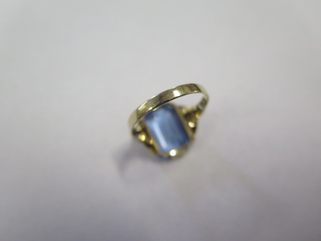 A 14ct gold ring with baguette cut topaz, indistinct hallmarks, overall weight 4.6 grams, size P, - Image 4 of 4