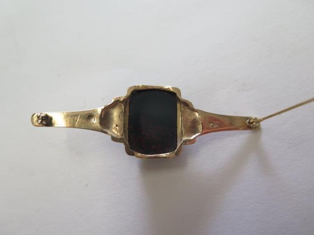 A 10ct yellow gold blood stone classical style brooch, 7cm long, approx 10grams in reasonably good - Image 3 of 3