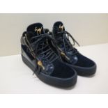 A pair of mens Guiseppe Zanotti leather sneakers-May London, with gilt zip to the side, size 40,