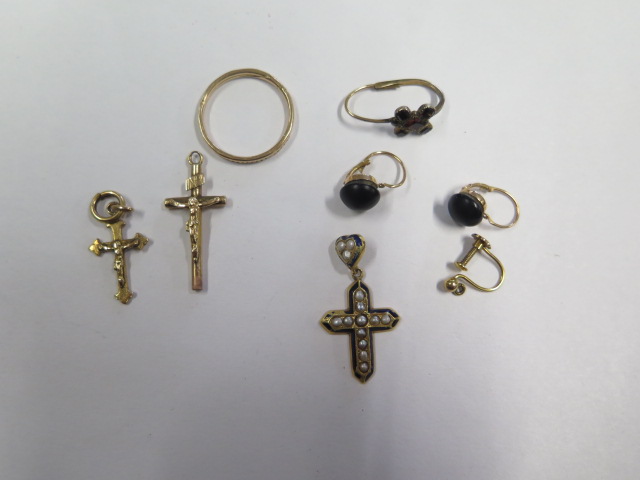A gold ring, size Q, approx 1.9 grams, 3 small crucifixes, all test to approx 18ct, approx 2.8