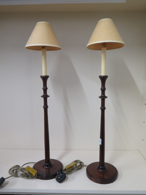 A pair of table lamps with shades, 75cm tall