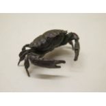 A bronze crab, 8cm wide, in good condition