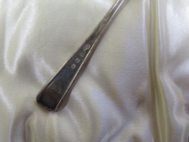 A part silver teaspoon set with nips, 10 spoons instead of 12, total silver weight approx 4.8 troy - Image 2 of 2