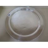 A Shanghai Cumshing silver tray, 38cm diameter, approx 36.3 troy oz, some usage marks but