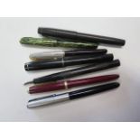 Seven gold nibbed fountain pens to include Parker 51, Conway Stewart shorthand, Onoto De La Rue,