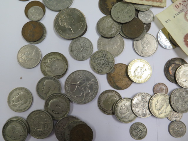 A collection of assorted banknotes and coinage - Image 3 of 3