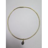 A hallmarked 9ct yellow gold necklet with pearl and diamond set pendant, necklet 43cm long, total