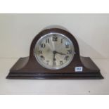 An early 20th century mantle clock oakcase with Westminster chimes, 23cm tall, in running order