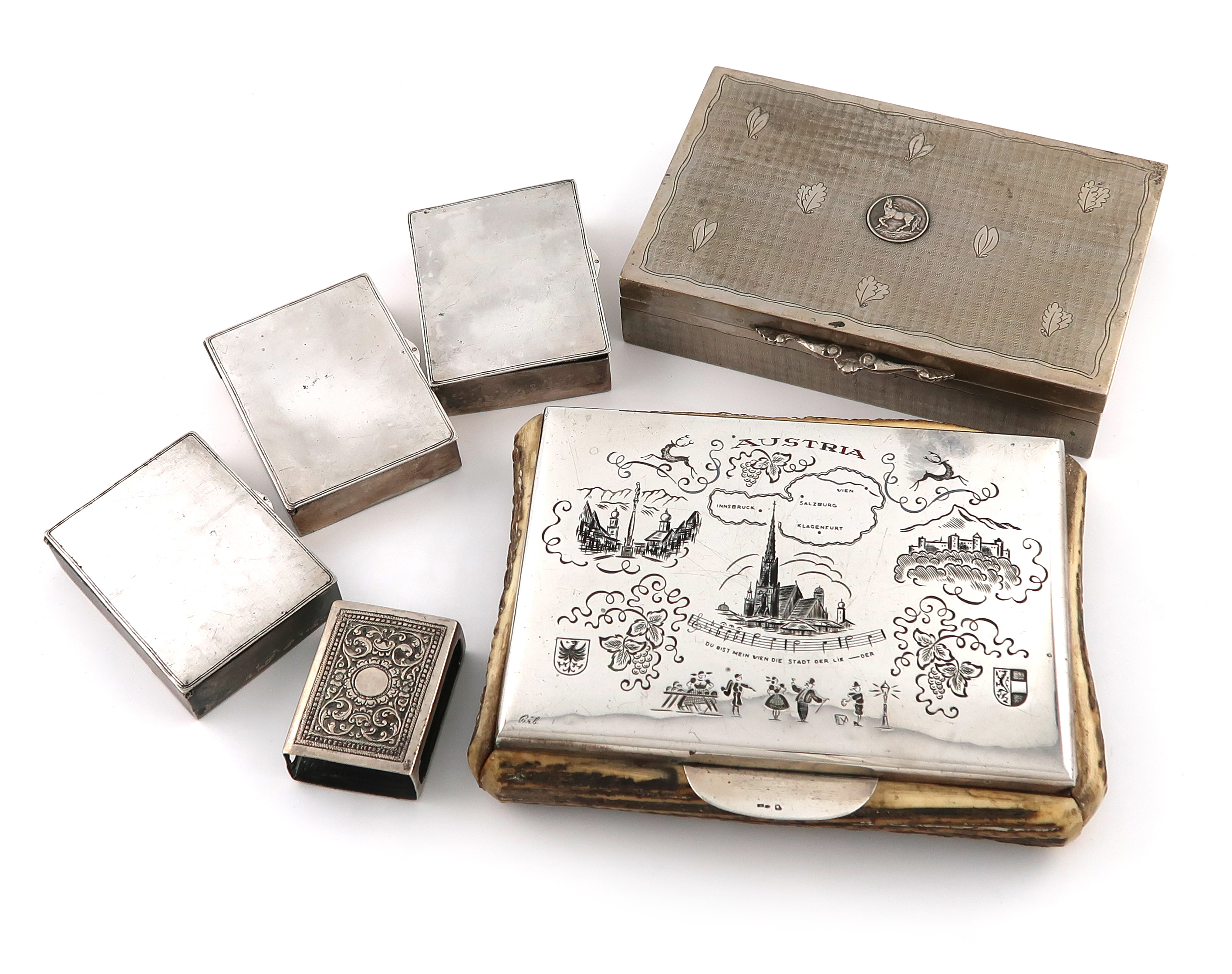 A mixed lot of silver items, comprising: an Austrian silver and stag horn box, of rectangular