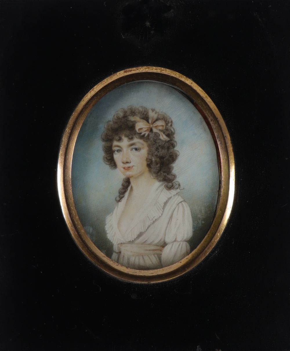 λEnglish School 19th Century Portrait miniature of a gentleman in a black coat; Portrait miniature - Image 4 of 11