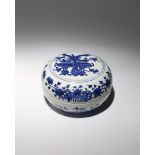 A CHINESE BLUE AND WHITE CIRCULAR BOX AND COVER KANGXI 1662-1722 The cover painted with a roundel