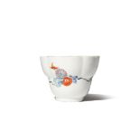 PLEASE NOTE THE ESTIMATE SHOULD READ £200-300 - A JAPANESE KAKIEMON OGEE-SHAPED TEA BOWL EDO PERIOD,