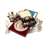 A mixed lot, comprising silver items: a Victorian table cigar lighter, by E. Hutton, London 1892,