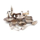 A mixed lot of silver items, various dates and makers, comprising: two sauce boats, a sugar