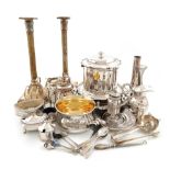 A mixed lot, comprising silver items: a Victorian two-handled bowl, by William Ker Reid, London