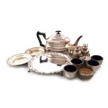 A mixed lot of silver items, comprising: a teapot, by William Hutton and Sons, London 1909, oblong