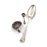 A Victorian silver caddy spoon, by George Unite, Birmingham 1860, shell bowl, loop and vine