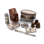 λA mixed lot, comprising silver items: a Victorian vesta box, by Rawlings and Summers, London