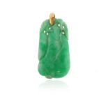 A carved jade pendant, the green jadeite in the form of a gourde, with yellow gold bale, 4.3cm high,