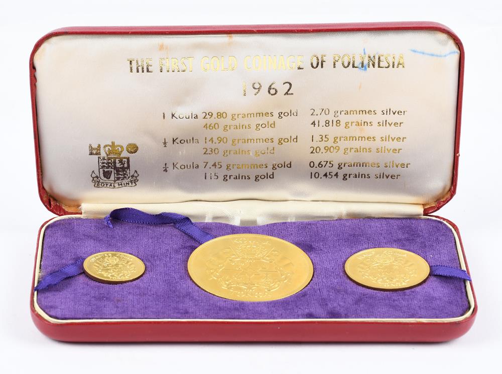 Polynesia: Queen Salote Tupou III, gold proof set (3), 1962, 'The First Gold Coinage of - Image 3 of 3