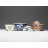 FOUR CHINESE PORCELAIN ITEMS 19TH AND EARLY 20TH CENTURY Comprising: an iron-red and gilt-