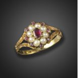 A Regency garnet and seed pearl ring, set in foliate engraved yellow gold mount, size L 1/2