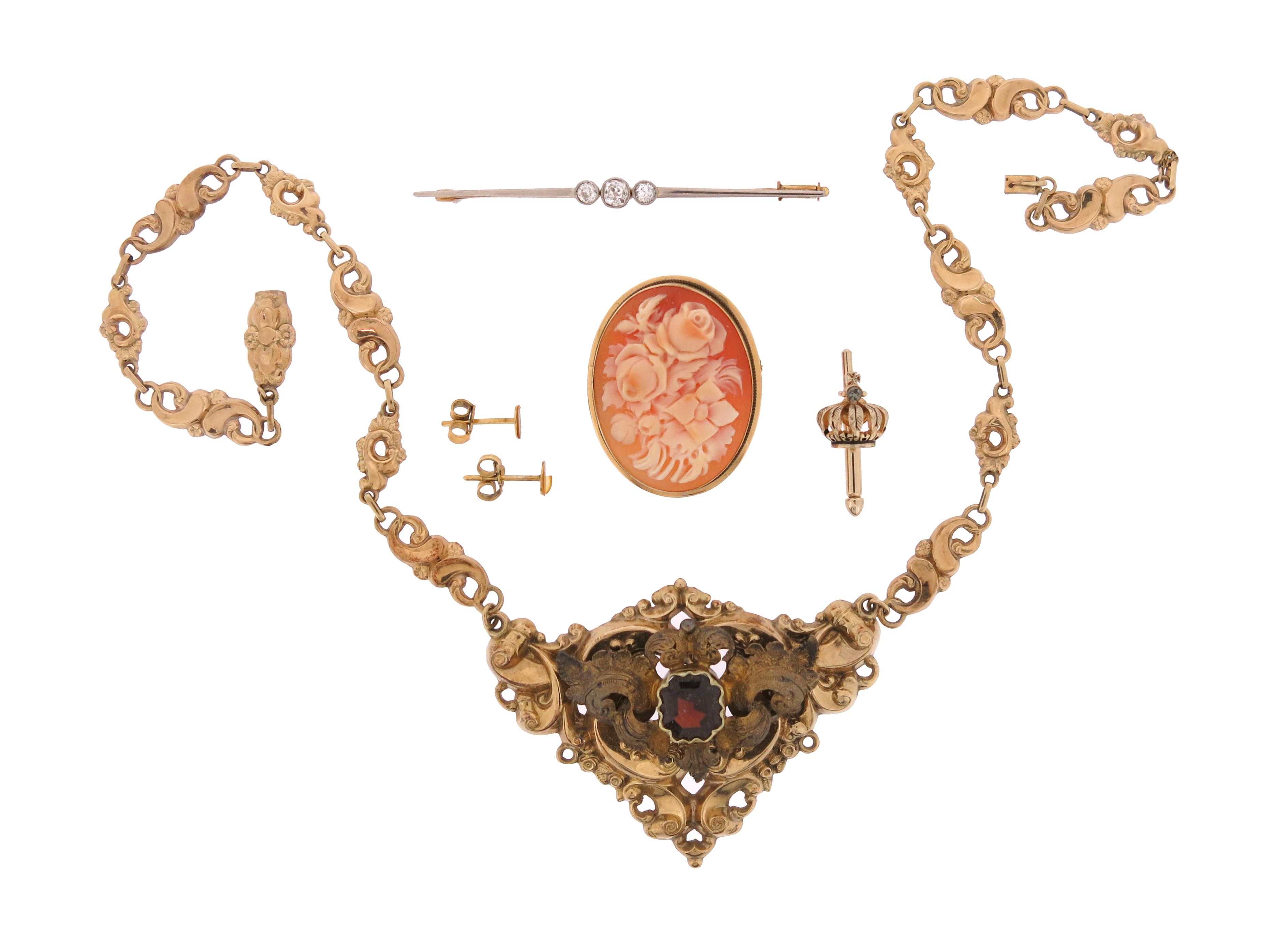 A collection of jewellery items, including a diamond-set bar brooch, a 19th century garnet-set