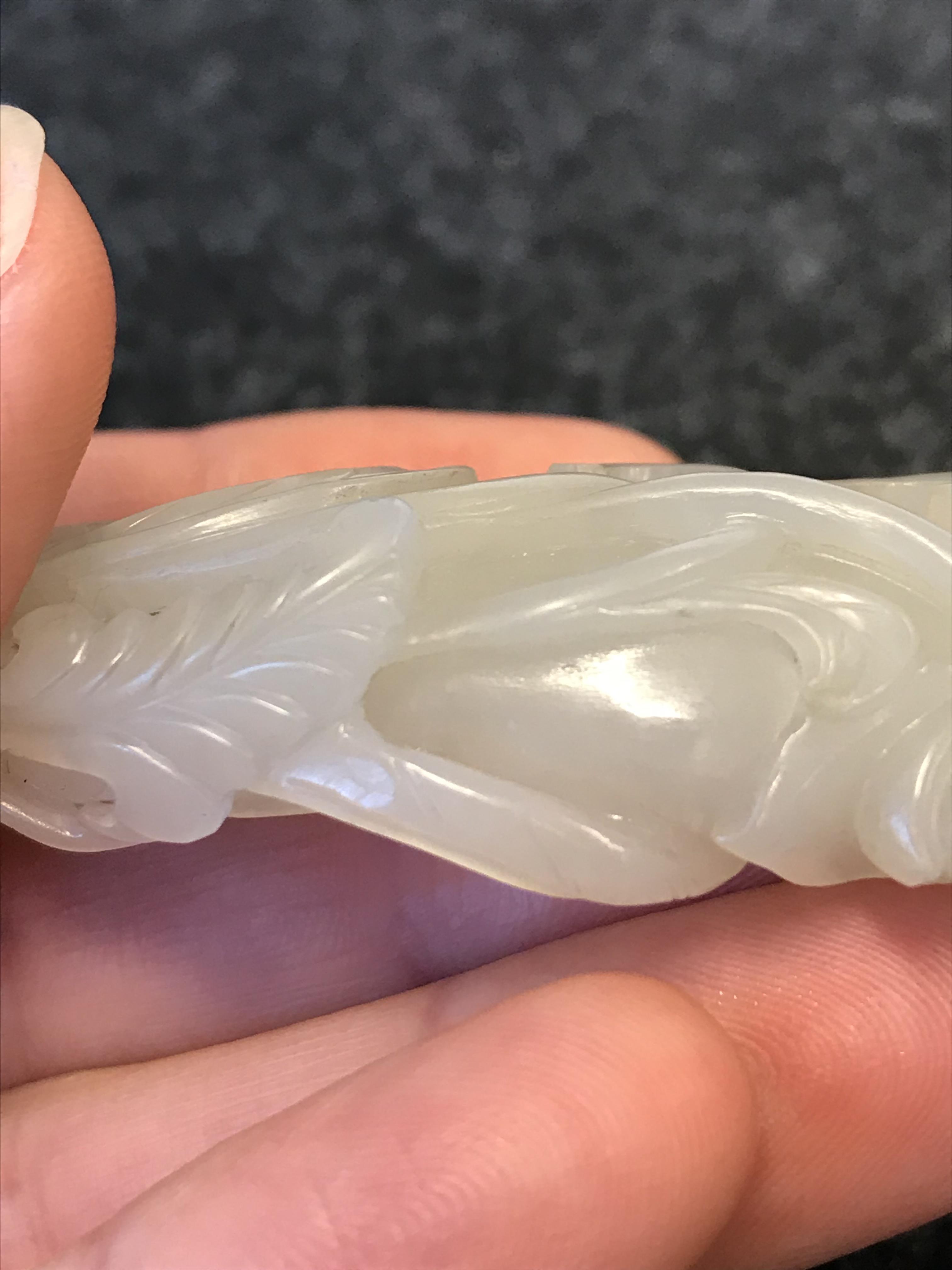 A SMALL CHINESE WHITE JADE 'LOTUS' BRUSH WASHER QING DYNASTY OR LATER Carved as a lotus leaf furling - Image 3 of 19