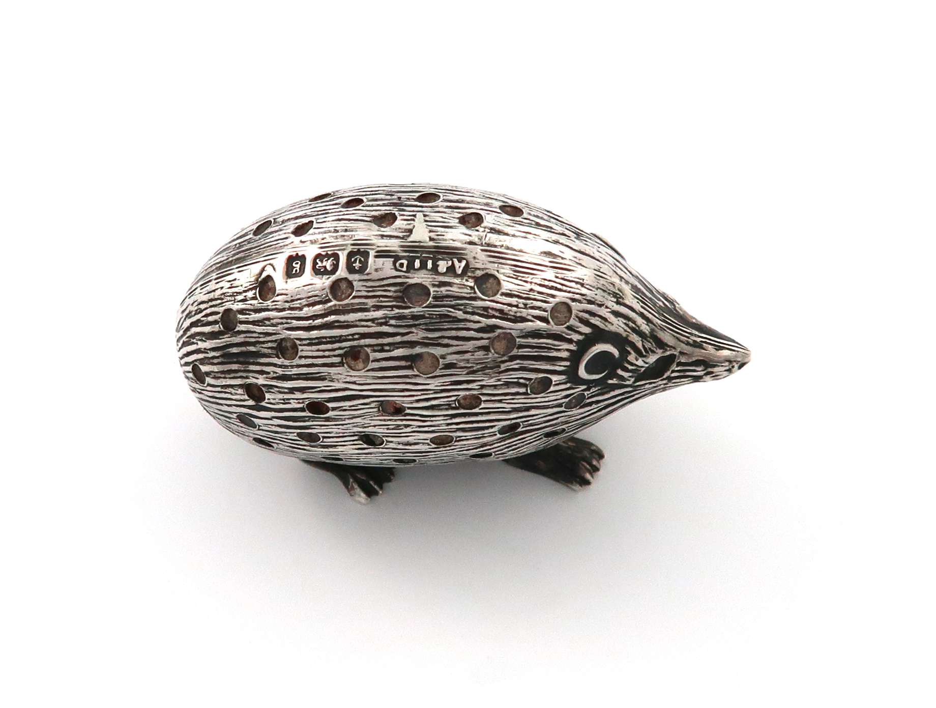 An Edwardian novelty silver hedgehog pin cushion, by Adie and Lovekin, Birmingham 1906, modelled - Image 5 of 6