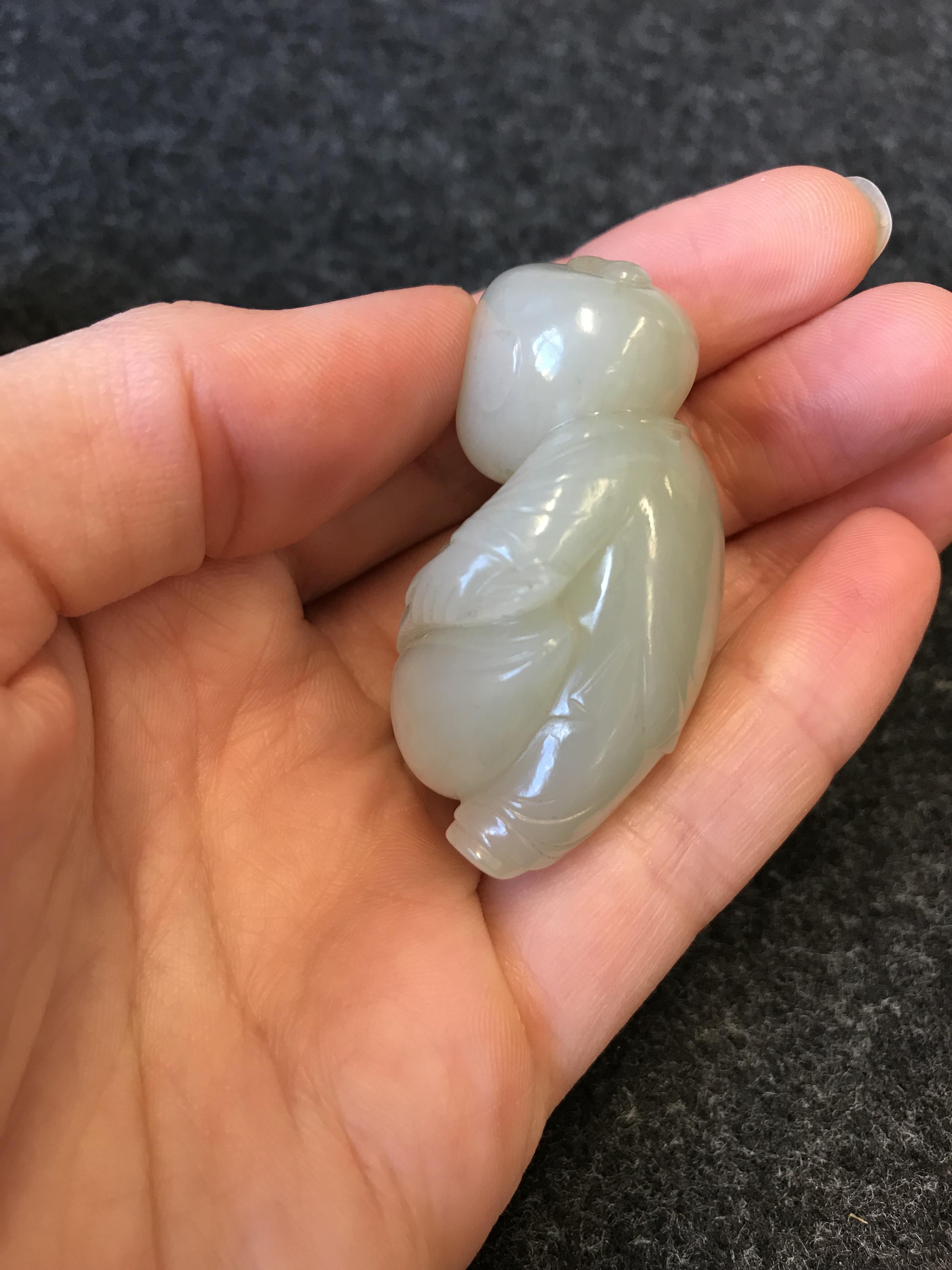 A SMALL CHINESE PALE CELADON JADE CARVING OF A BOY AND A GOOSE QING DYNASTY OR LATER The boy - Image 6 of 12