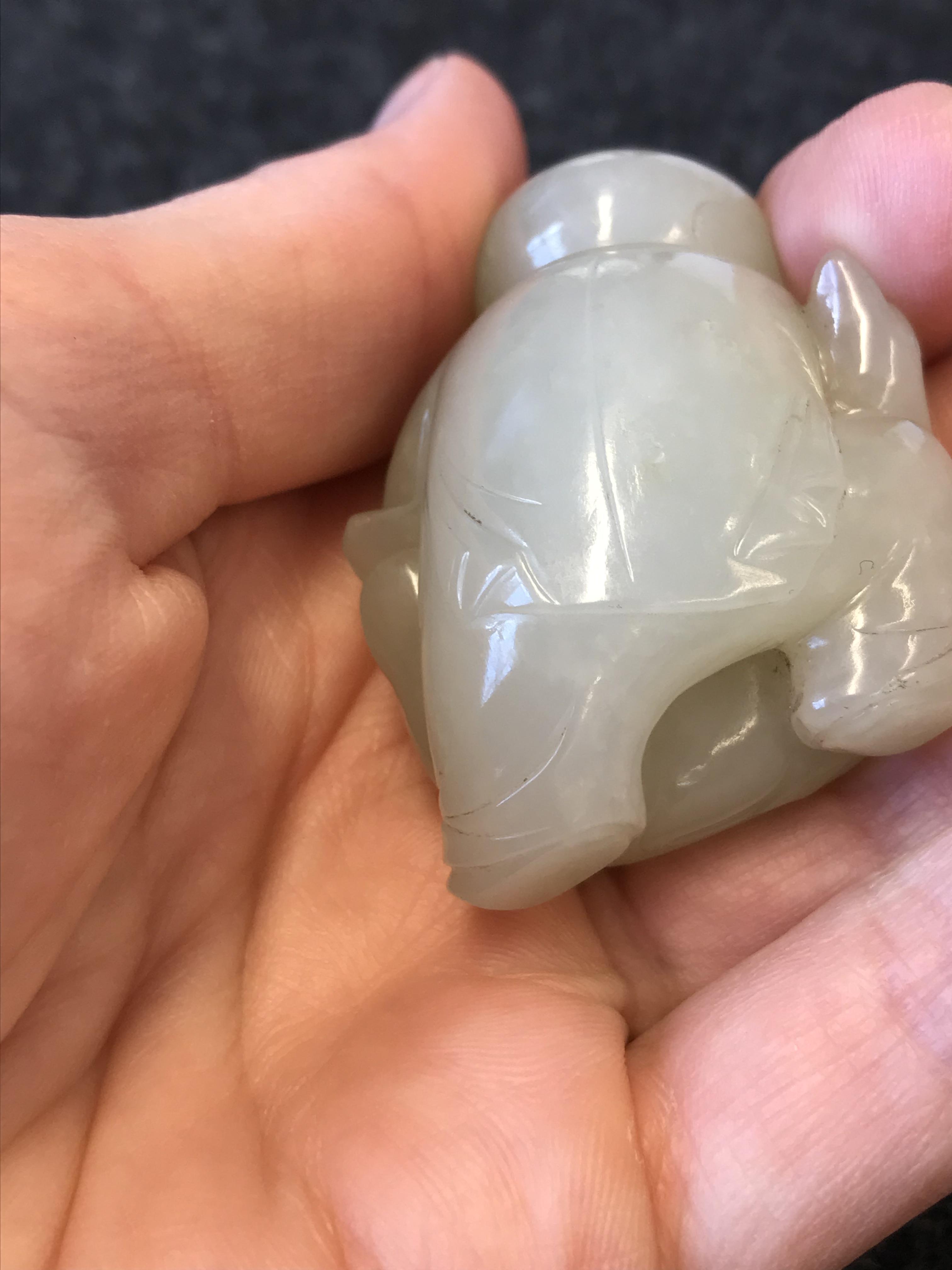 A SMALL CHINESE PALE CELADON JADE CARVING OF A BOY AND A GOOSE QING DYNASTY OR LATER The boy - Image 10 of 12