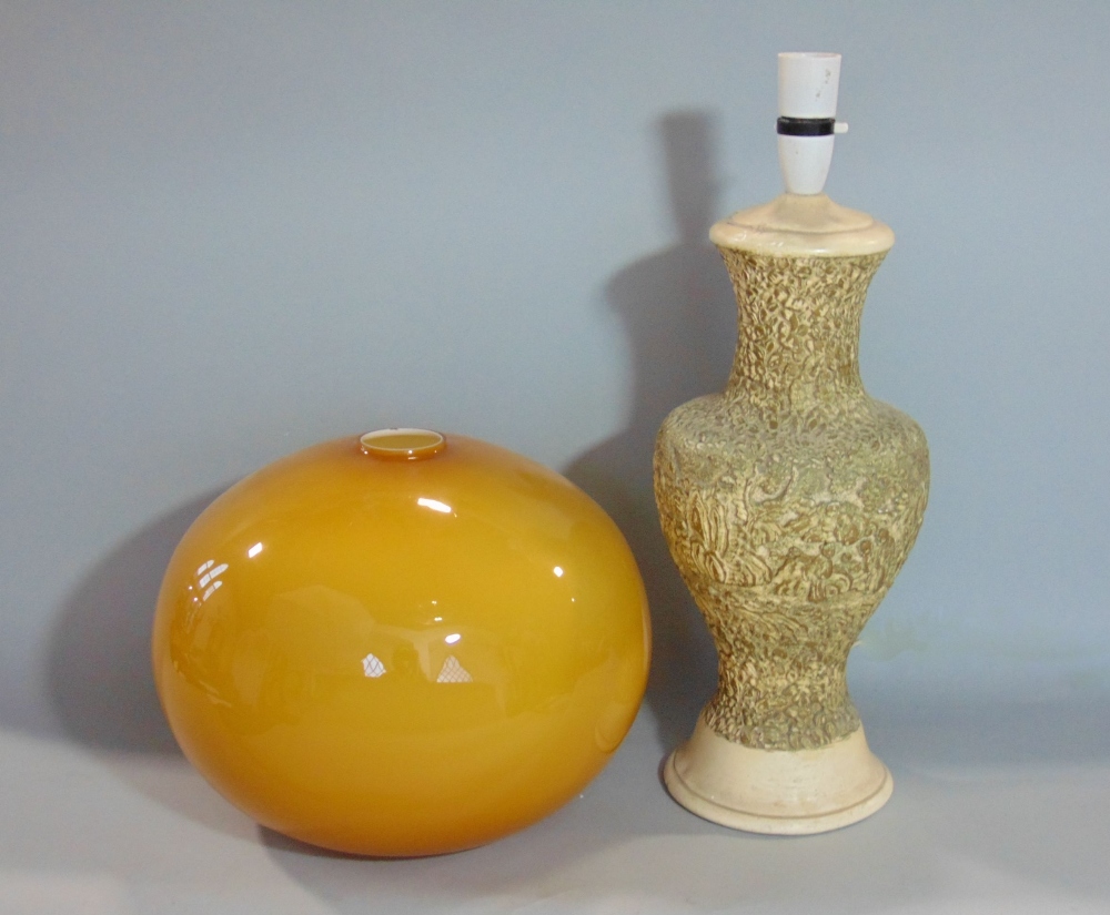 A mixed lot to include a 1970s orange glass light shade, further plaster lamp, a collection of metal