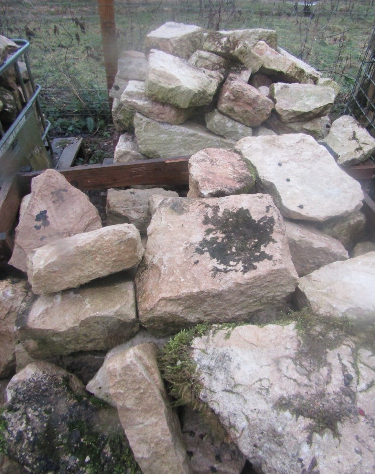 Two crates of limestone building stone, four square metres approx - Image 2 of 2