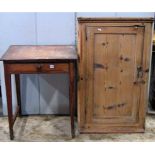 A 19th century pine washstand, with raised three quarter gallery over two frieze drawers with turned