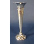 Good quality Walker & Hall planished flared vase, with weighted base, Sheffield 1919, 26.5cm high