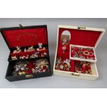 Collection of costume jewellery novelty brooches, mainly animal and floral designs, to include two