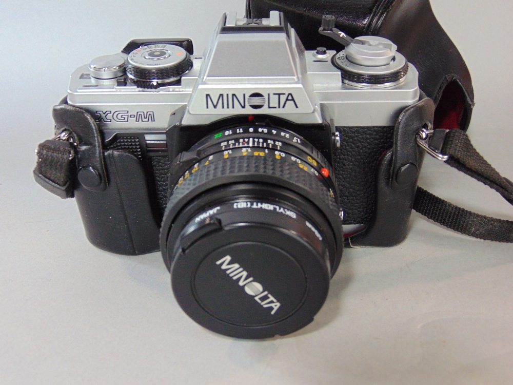 Vintage Minolta camera with leather carry case, together with a collection of various Minolta - Image 3 of 3