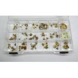 Collection of assorted 9ct / yellow metal stud earrings
