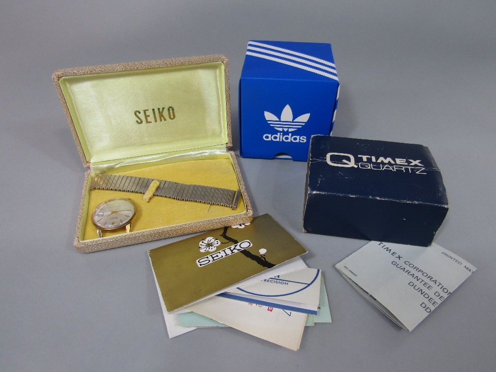 Cased Seiko automatic gents watch, with concertina strap, box and papers together with a further - Image 2 of 2