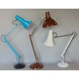 Three various anglepoise lamps in blue, white/black and brown (3)