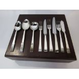 Cased Elkington silver plated canteen of cutlery