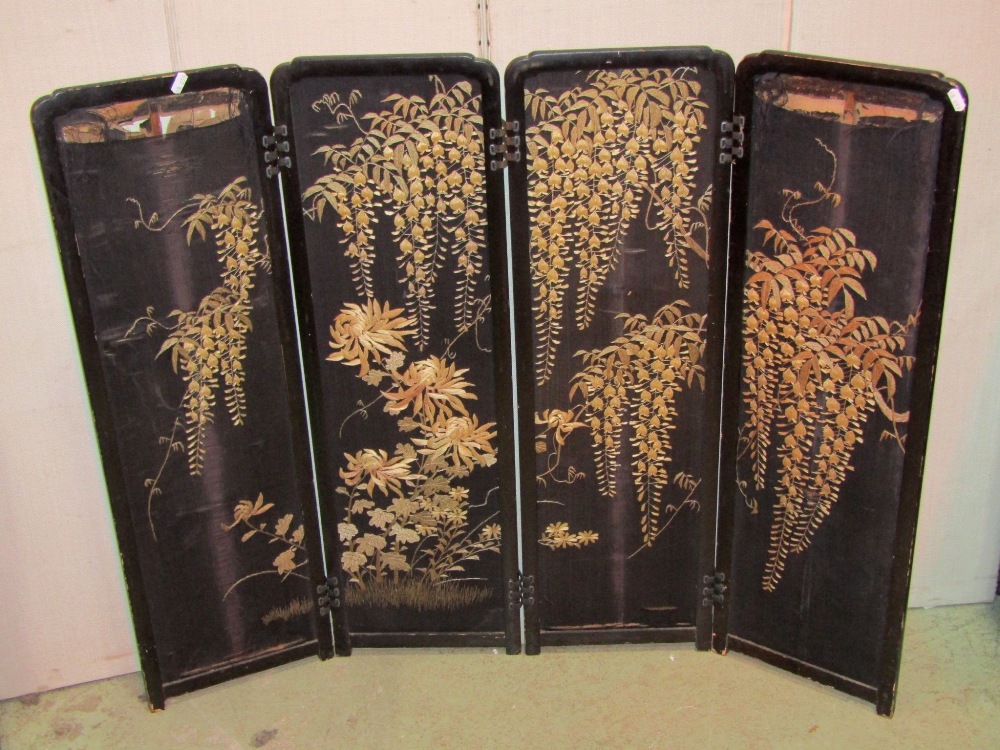 A small Japanese four fold screen with decorative carved framework (AF) lacks panels, together - Image 3 of 3