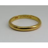 22ct wedding ring, size N, 3.2g