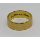 22ct wedding ring, size N, 6.3g