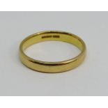 22ct wedding ring, size Q/R, 4.5g