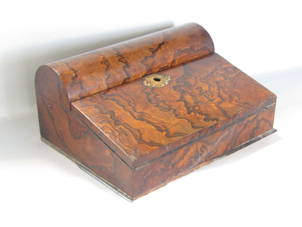 A good quality burr walnut writing slope, with domed hinged top enclosing two ceramic inkwells and - Image 3 of 6