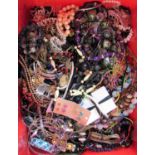 Extensive collection of costume jewellery (3 boxes)